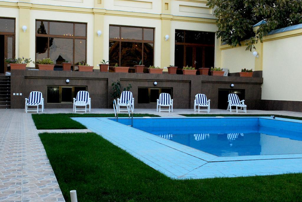 Jahon Palace Samarkand Exterior photo